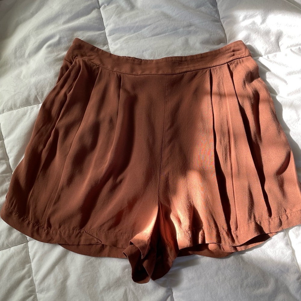 Forever 21 pleated high waisted shorts